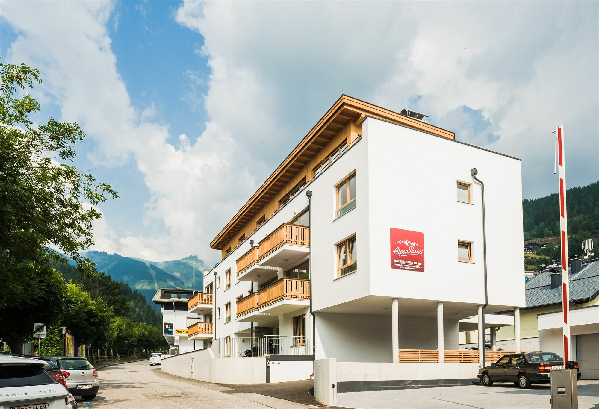 Alpenparks Residence Zell Am See Exteriör bild